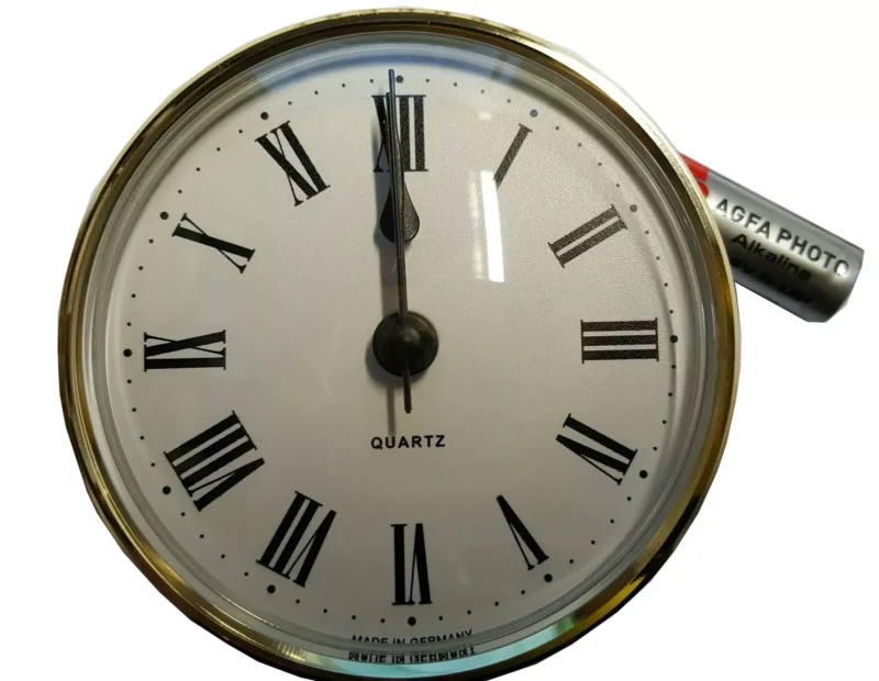 Caravan Motorhome Quartz Clock 72mm Oval Brass c/w Battery ME508