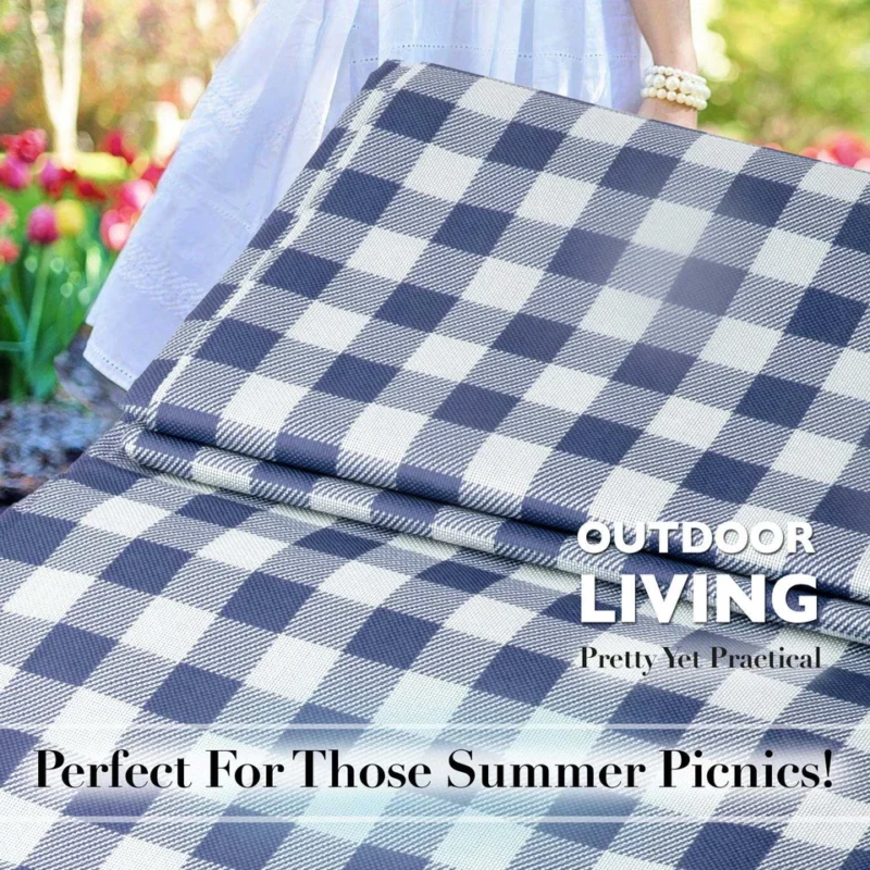 Summit Oxford Picnic Blanket Gingham Navy 145cm x 80cm SUM710052 - Image 3