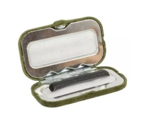 Highlander Charcoal Pocket Handwarmer Velveteen metal case + 1 Fuel Rod