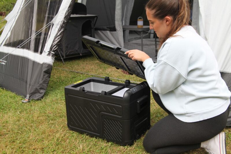 Outdoor Revolution 40L Compressor Fridge/Cooler Freezer 12v/240v COOL1215 - Image 8